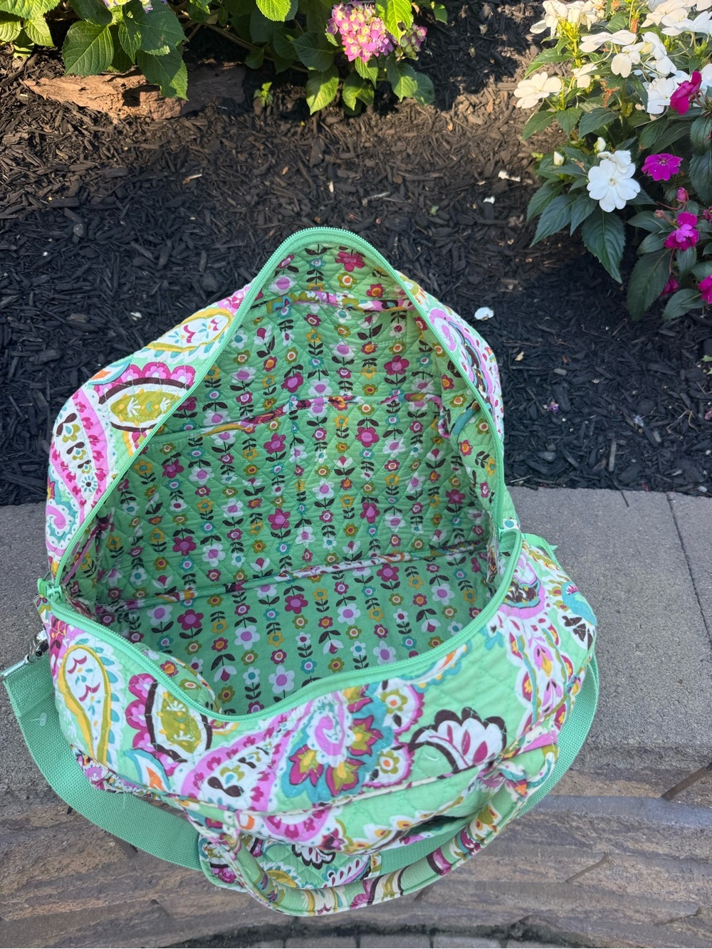 Vera Bradley Tutti Fruiti weekender travel duffle Bag - Picture 6 of 9